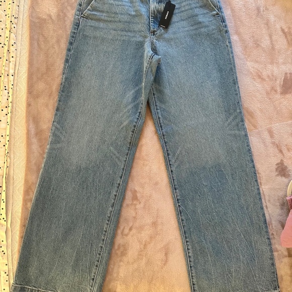 NEW Express Women’s High Waisted Medium Wash Wide Leg Jeans - Picture 6 of 7